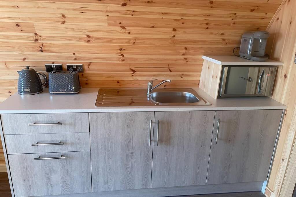 Allt Yelkie Pod Tri, Earlish Екстериор снимка
